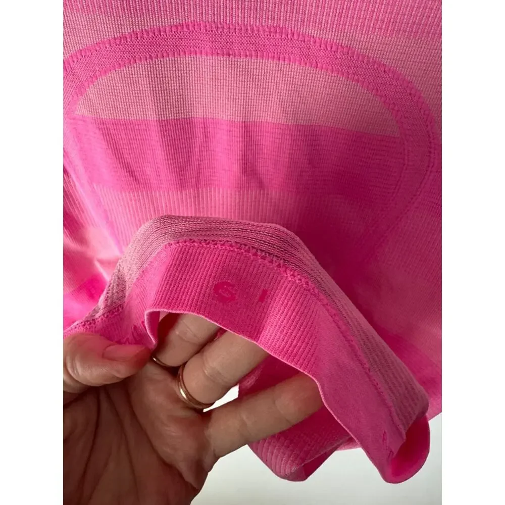 Lululemon T-Shirt - Women's 6